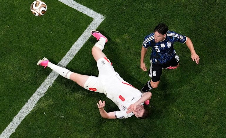 WM 2026: Halbfinale England gegen Argentinien sorgt für Schlagzeilen