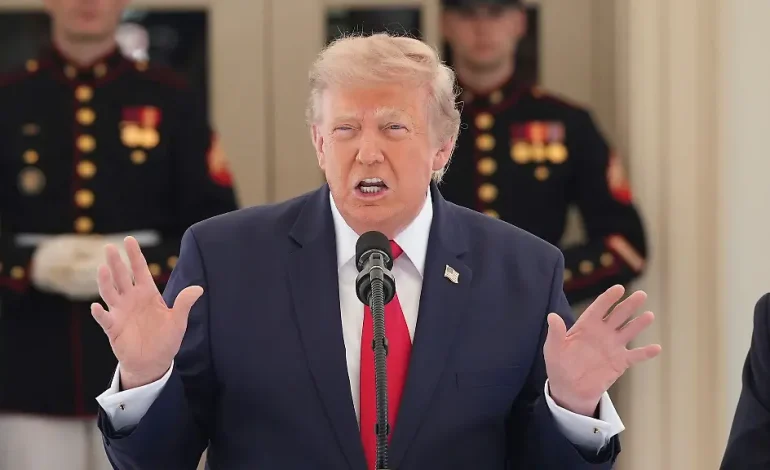 Trump hebt Gebühr für Schiffsfracht in der Straße von Hormus auf