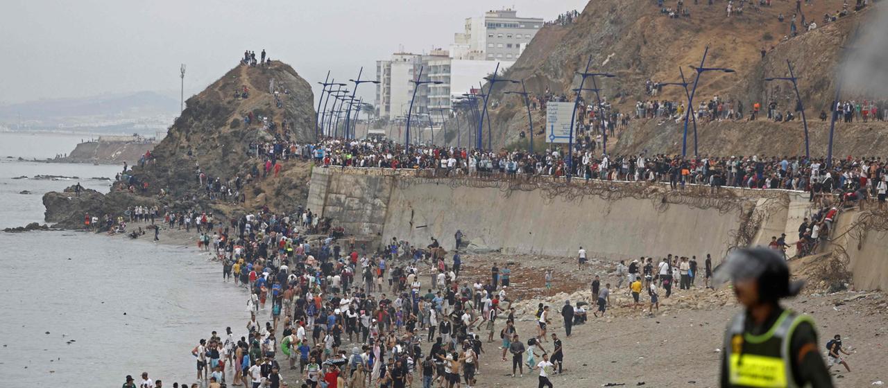 Migrantenstrom in Ceuta: Herausforderungen und Maßnahmen