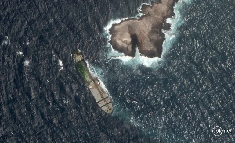 Umweltkatastrophe durch russischen Tanker vor Oman droht