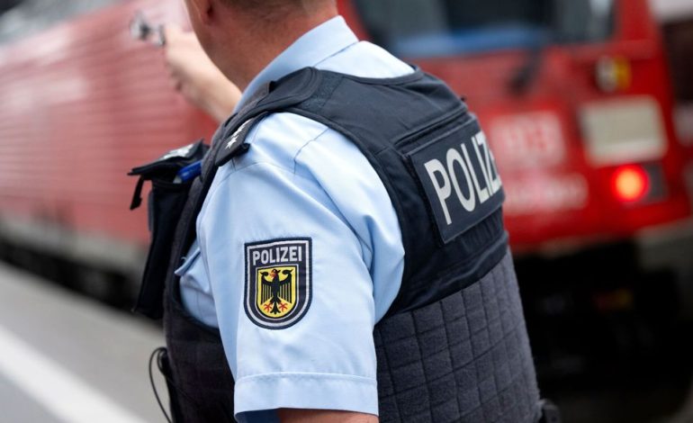 Jahresbericht der Bundespolizei 2025: Gewalt nimmt zu, Gesamtkriminalität sinkt