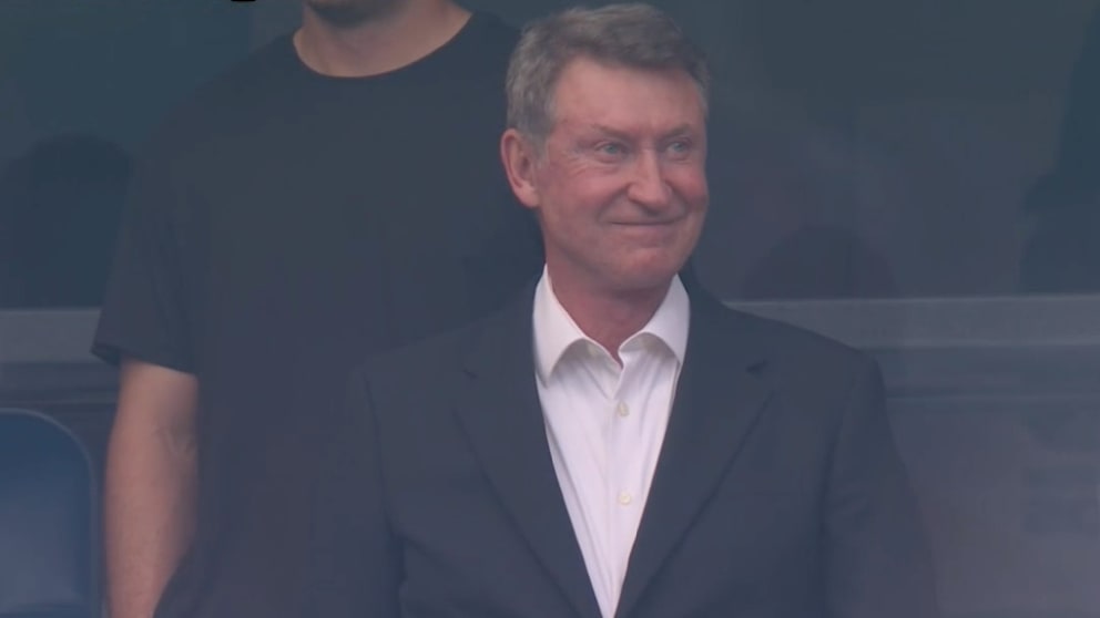 Weltstar Wayne Gretzky auf der Tribüne bei der Fußball-WM 2026