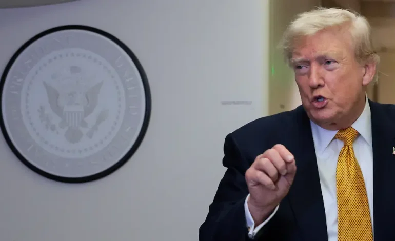 Trump fordert Gebühren für Sicherung der Straße von Hormus