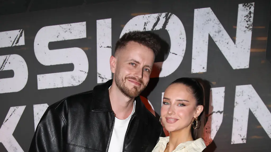 Julienco und Freundin Palina verkünden Verlobung auf Instagram