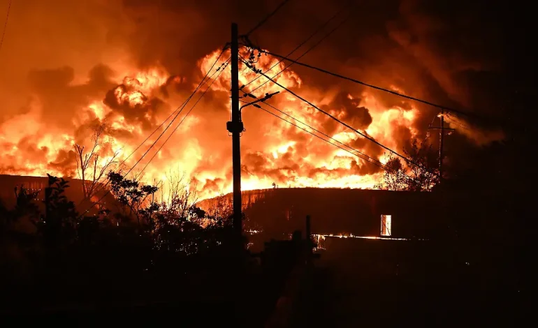 Verheerender Waldbrand auf Kreta: Evakuierung angeordnet