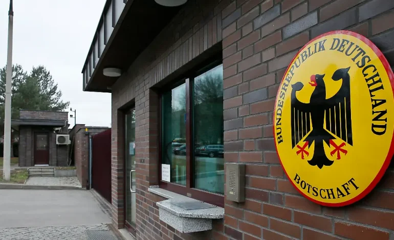 Lange Wartezeiten für Visa: Eine Analyse der deutschen Botschaften