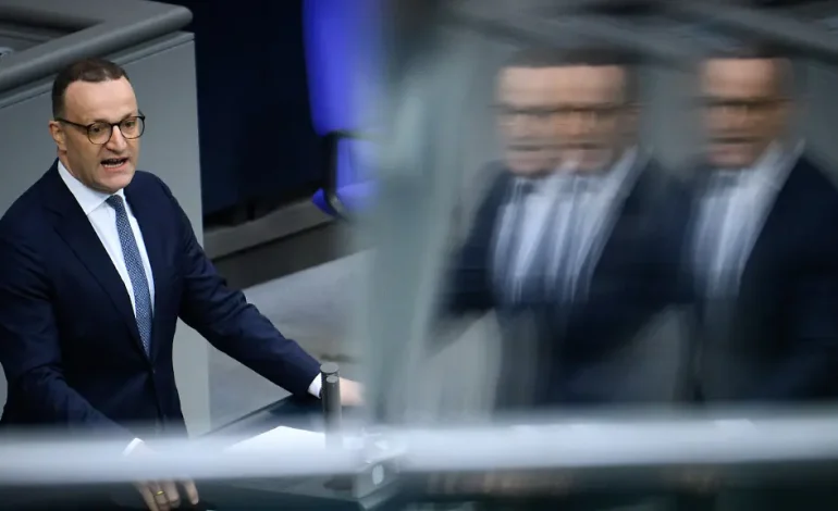 Jens Spahns Umgang mit der Leihmutterschaft unter Kritik