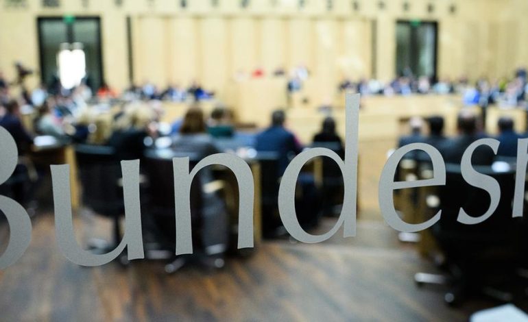 Mögliche AfD-Regierungen: Kann der Bund ein Land zur Kooperation zwingen?