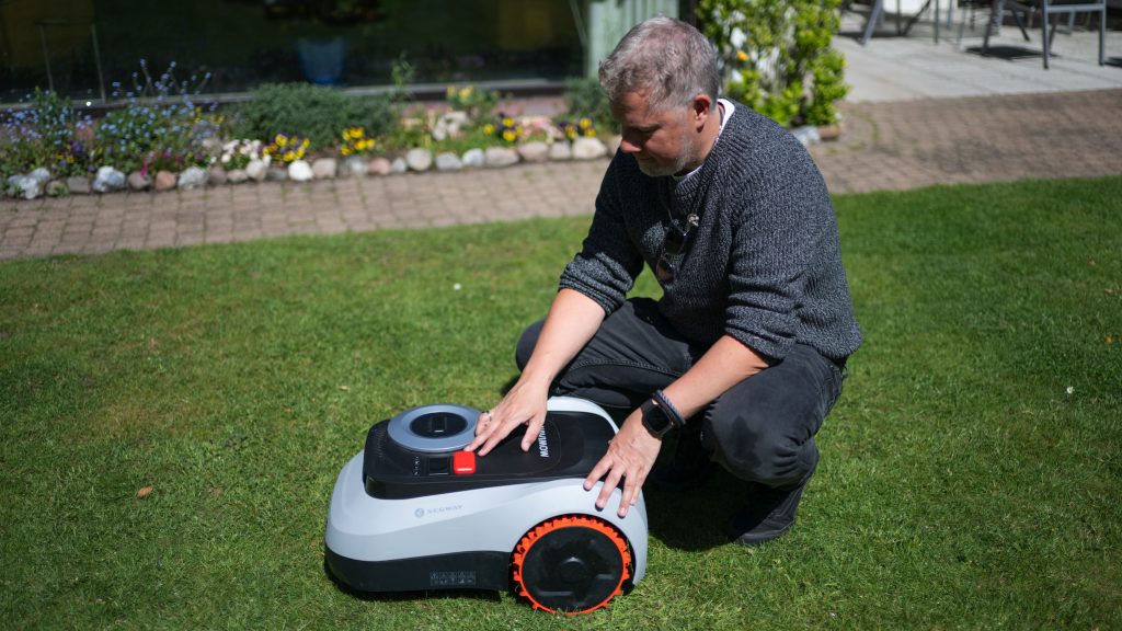 Drahtlose Mähroboter im Vergleich: Testsieger, Neuheiten und Spartipps