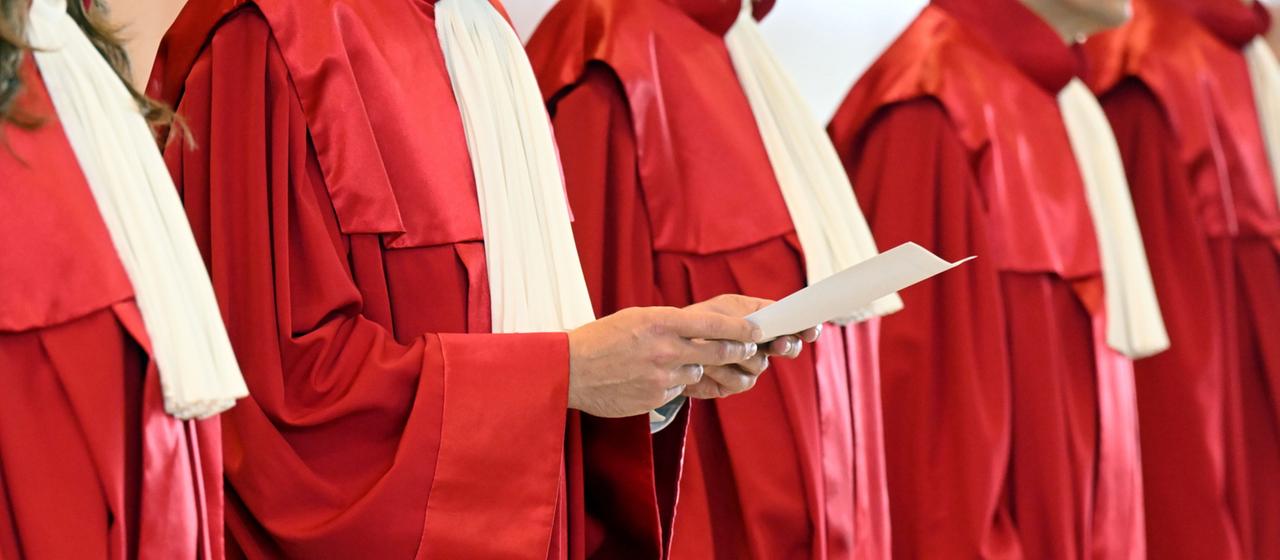 Abgeordnetenrechte: Störung durch beschleunigte Gesetzgebung