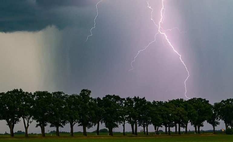 Deutschland erleidet neue Hitzewelle: Wärmerekorde und Unwetter