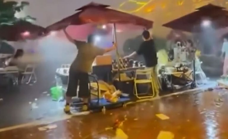 Ausnahmezustand in Jingdezhen: Sturm-Chaos zerschlägt Chinas Porzellan-Metropole