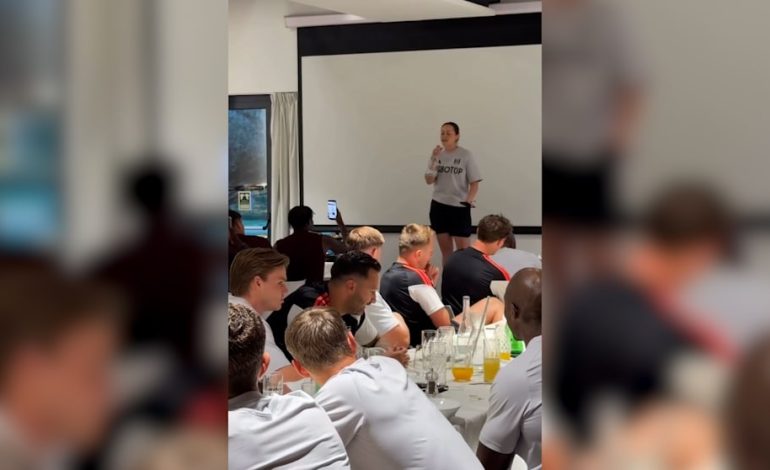 Überraschende Gesangseinlage einer Ernährungswissenschaftlerin begeistert Fulham-Stars