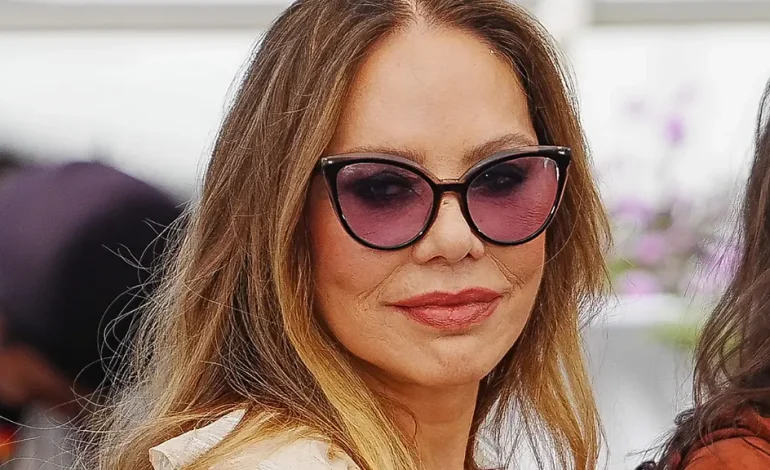Ornella Muti plant, russische Staatsbürgerschaft zu beantragen
