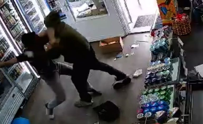 Verkäufer vereitelt bewaffneten Überfall in Bremen