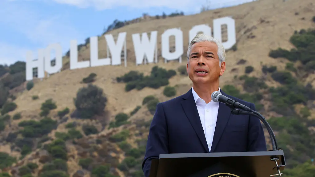Warner-Übernahme durch Paramount von Bundesstaaten angefochten