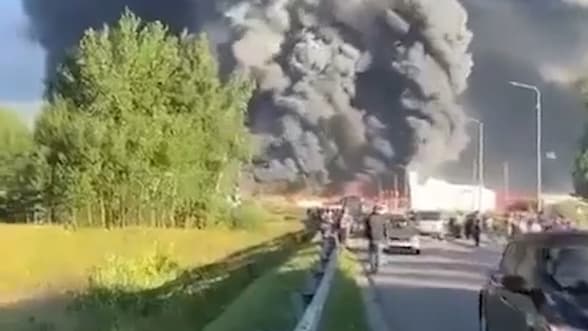Drohnenangriffe der Ukraine: Brand bei russischem Online-Händler