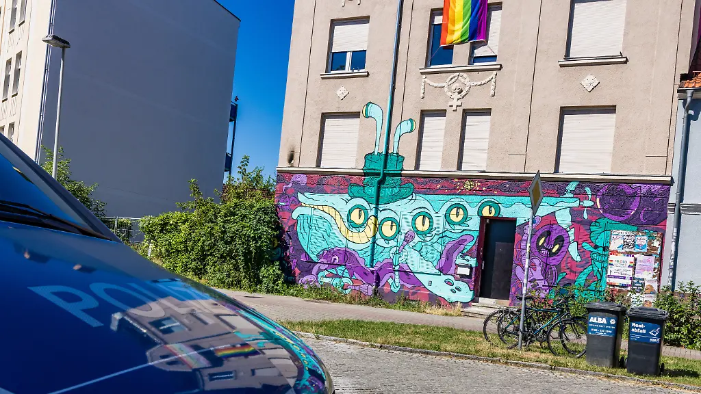 Verdacht auf rechtsextremen Brandanschlag in Cottbus