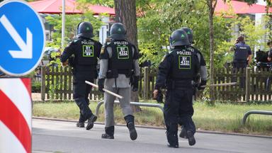 Messerangriff in Regensburger Bank: Großeinsatz der Polizei