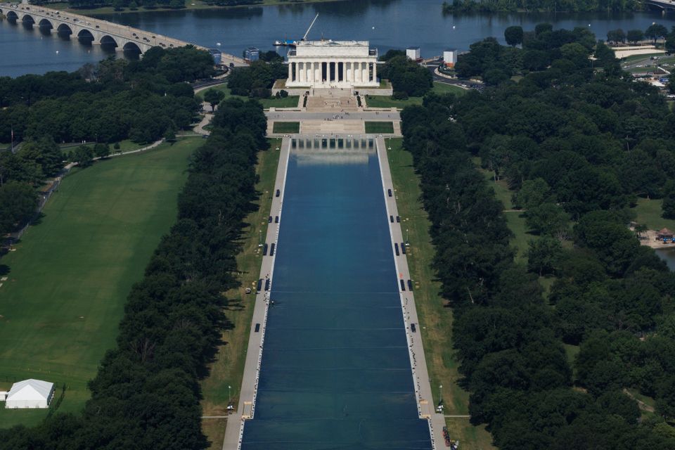 Renovierung des Reflecting Pools: Probleme und Vorwürfe