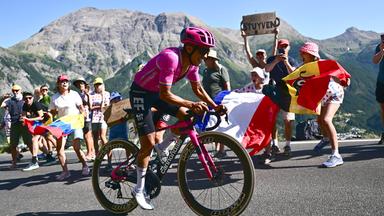 Richard Carapaz triumphiert auf der 18. Etappe der Tour de France