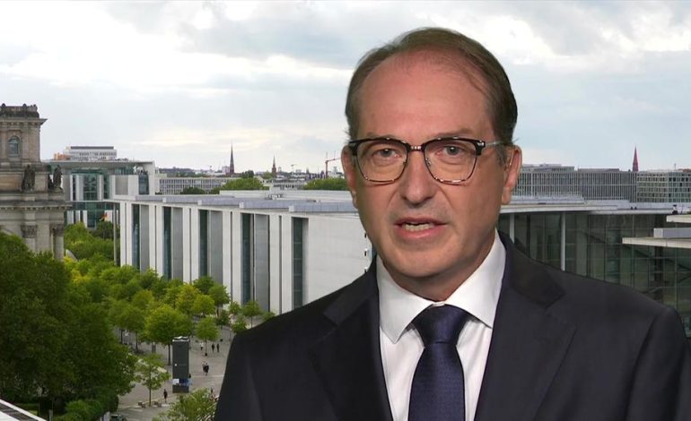 Dobrindt fordert strengere Maßnahmen gegen Gefährder