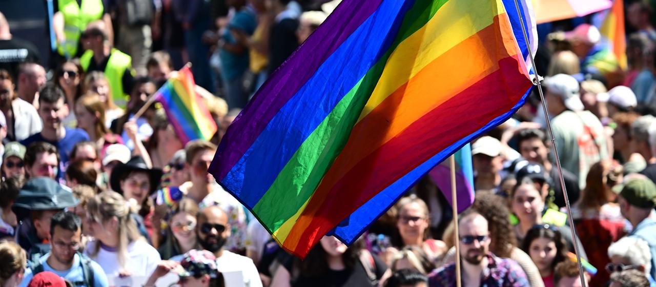 CSD-Paraden am Wochenende: Geplante Veranstaltungen trotz Bedenken fortgesetzt
