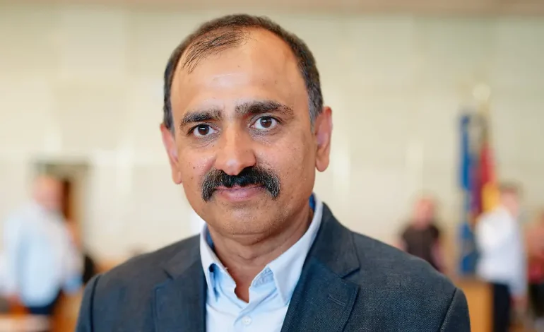Taxifahrer Muhammad Afzal für Mut geehrt