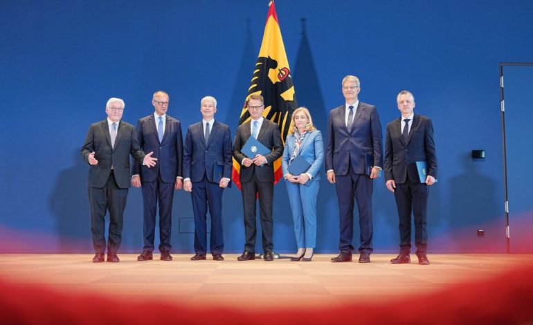 Steinmeier kritisiert verzögerte Vereidigung im Kabinett Merz