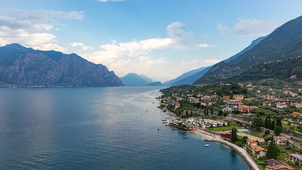Tragischer Gleitschirm-Unfall am Gardasee