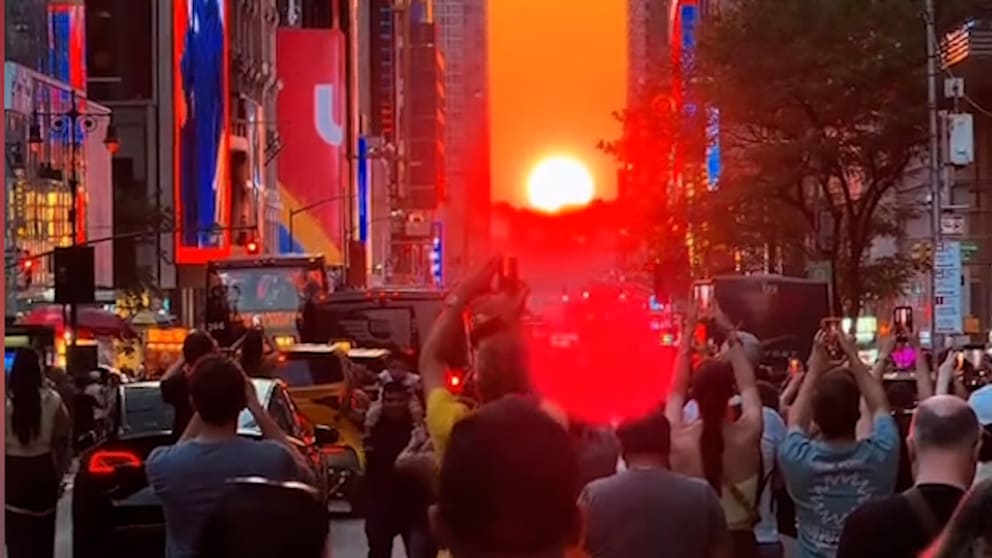 Sonnenspektakel über New York: Manhattanhenge begeistert Tausende
