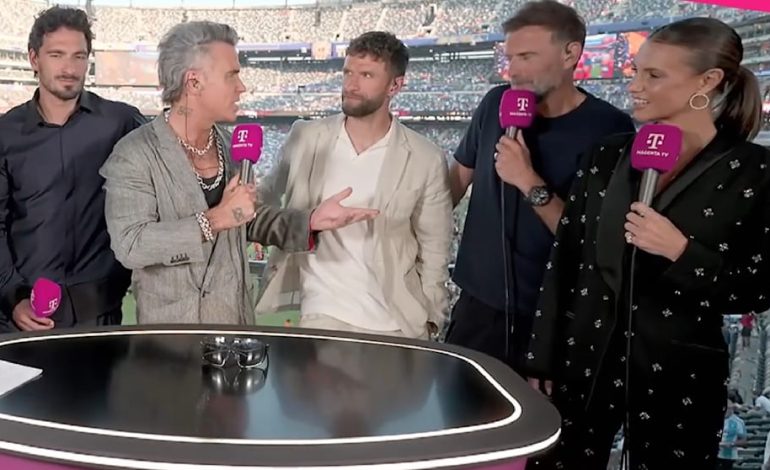 Auffälliges Detail bei Robbie Williams nach dem WM-Finale