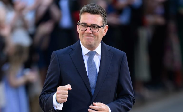 Großbritannien begrüßt Andy Burnham als Premierminister