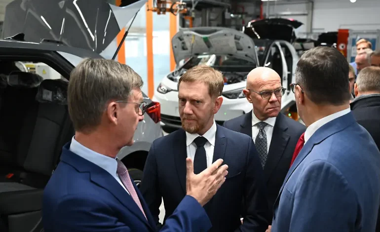 Diskussion über längere Arbeitszeiten bei VW in Zwickau