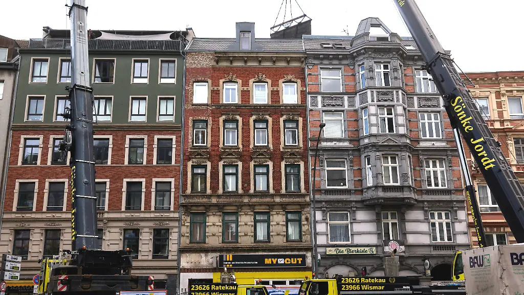 Hausabriss in Hamburg: Bewohner verlieren Habseligkeiten