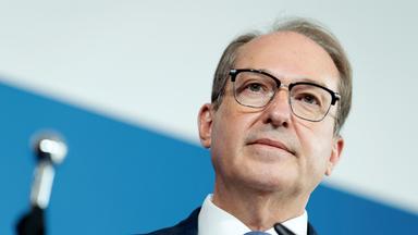 Dobrindt plant neues Technologiezentrum für Drohnensicherheit