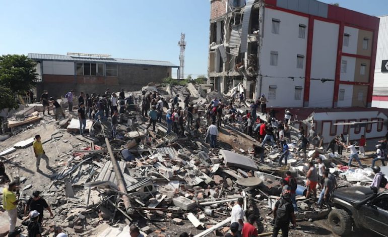 Erdbeben in Kolumbien: Mehr als 100 Tote