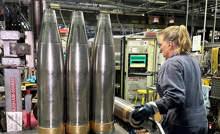 Pentagon fordert US-Rüstungsindustrie zur Produktionssteigerung auf