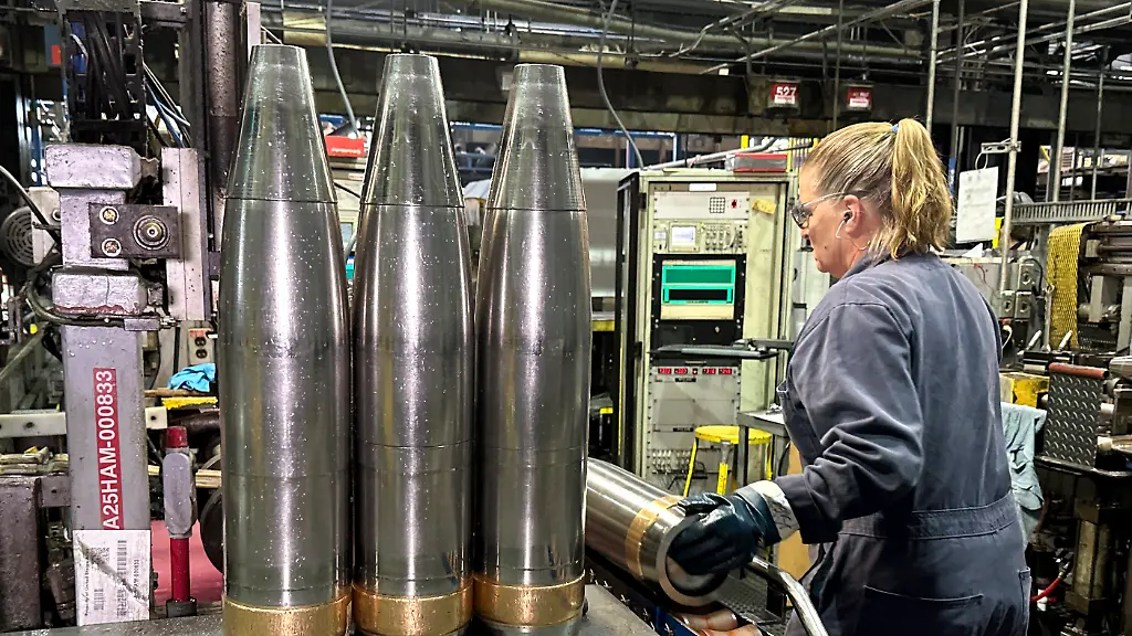 Pentagon fordert US-Rüstungsindustrie zur Produktionssteigerung auf