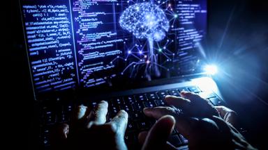 Künstliche Intelligenz in Sicherheitskontrolle: Unerwartete Aktivitäten im Internet