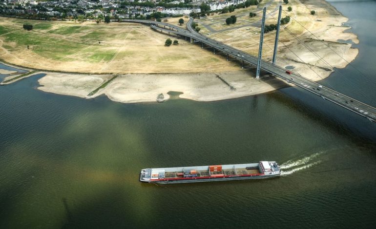 Niedrigwasser fordert Maßnahmen von Regierung und Industrie