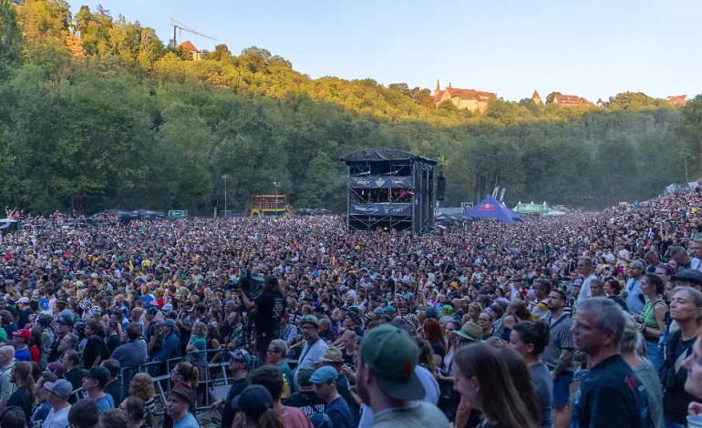 Verpuffung durch Campingkocher beim Taubertal-Festival