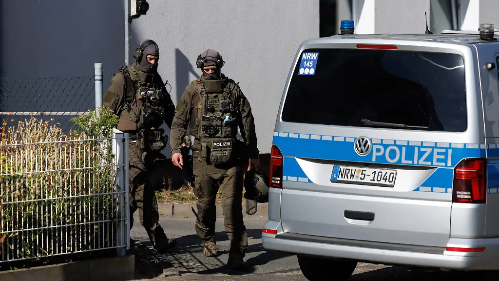 Polizei erschießt bewaffneten Mann in Bielefeld
