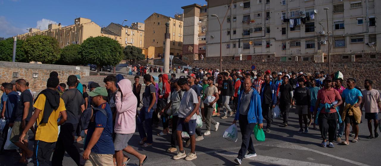 Unterkünfte für Migranten in Ceuta: Spaniens Regierung handelt