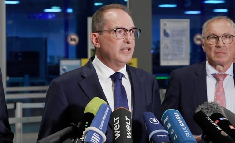 Innenminister Dobrindt äußert sich zur Drohnenbombe