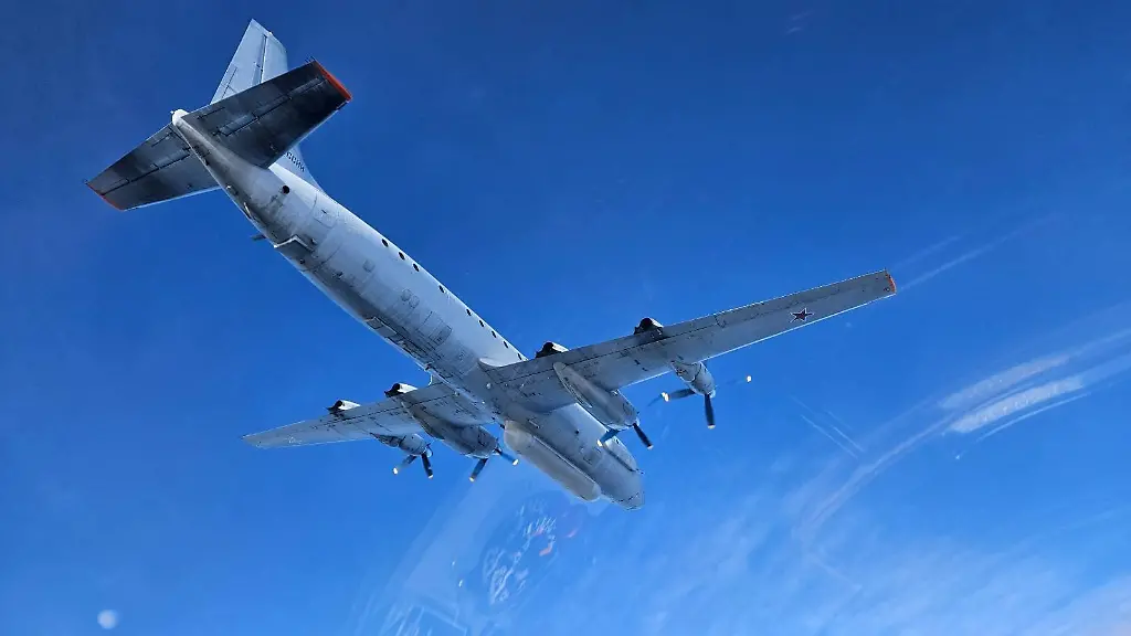 Polnische Luftwaffe fängt russisches Spionageflugzeug über der Ostsee ab
