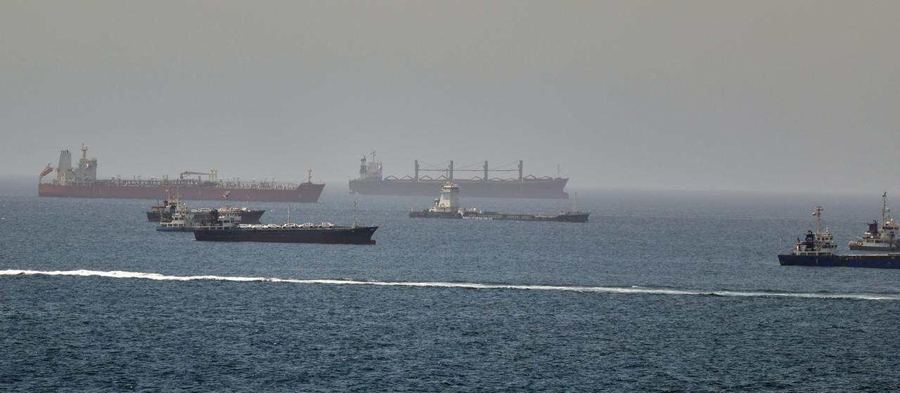 USA kontrollieren Straße von Hormus, fordert Iran Entschädigung