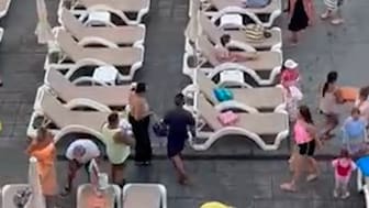 Kampf um Pool-Liegen im Urlaub