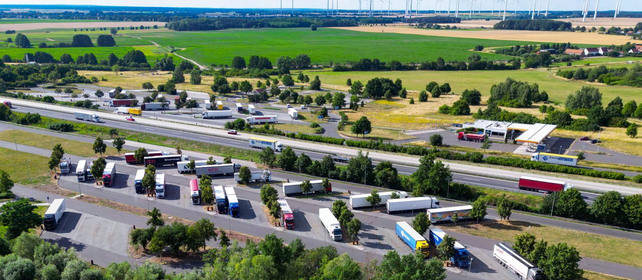 FAQ: Lockerung des Lkw-Fahrverbots bei Niedrigwasser
