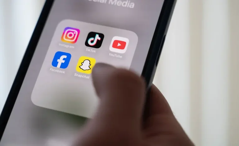 Arbeitsrecht: Social-Media und berufliche Konsequenzen